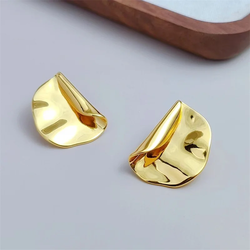 Vintage Hyperbole Metal Ruffled Stud Earrings Women's Europe American Style Earrings Holiday Travel Jewelry image 4
