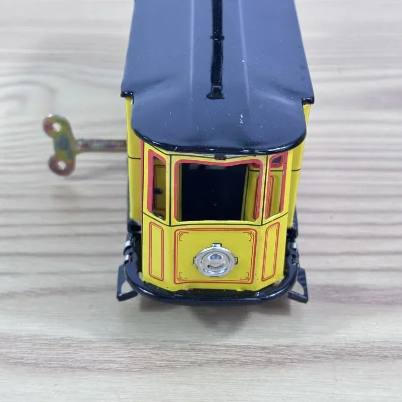 The Trolley Mechanical Toys Metal Tin Clockwork Toy Figures Model Kids Gift Adult Collection Retro Wind Up Toy