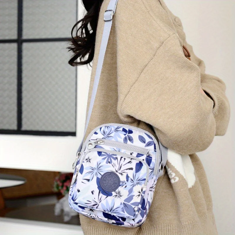 Casual Floral Messenger Bag for Women – Durable Oxford Cloth Crossbody Bag with Adjustable Strap, Zipper Closure Shoulder Bag