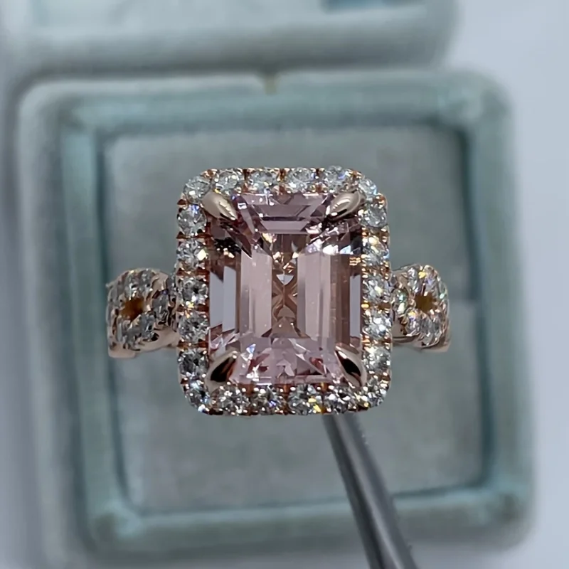 Wunderschöner roségoldener Damenring mit eingelegtem Champagner-CZ im quadratischen Design für den täglichen Gebrauch, Partyschmuck