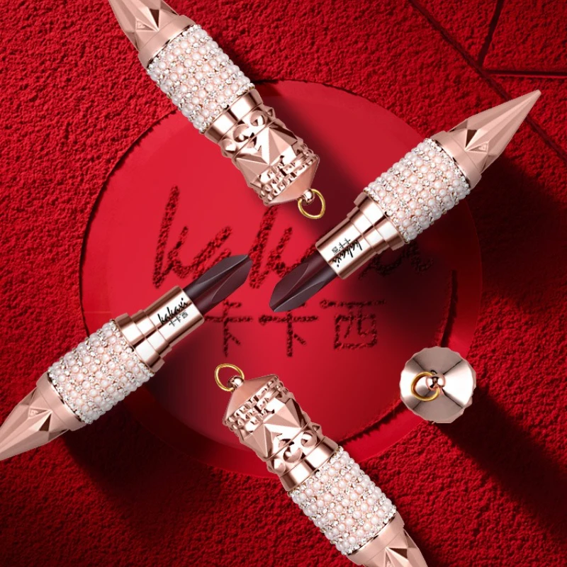 Kakaxi Queen's Scepter Trójkolorowa Pomadka 1 Pomadka Trzy Kolory Matowa Długotrwała Nawilżająca Pomadka do Ust