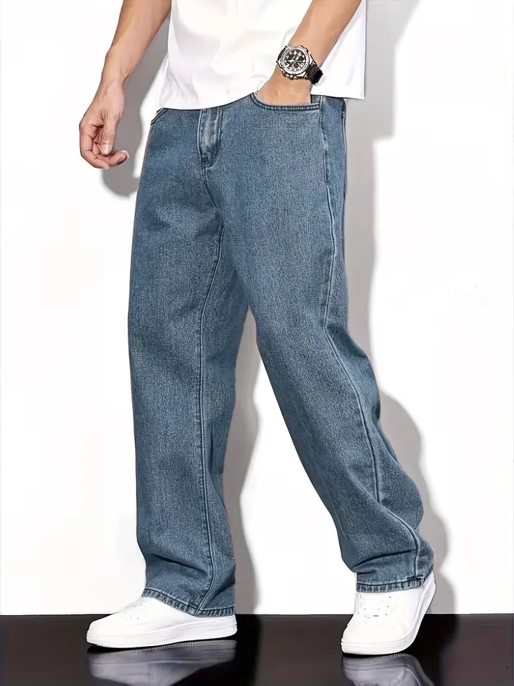 Mens Classic Straight Leg Denim Jeans for All Seasons