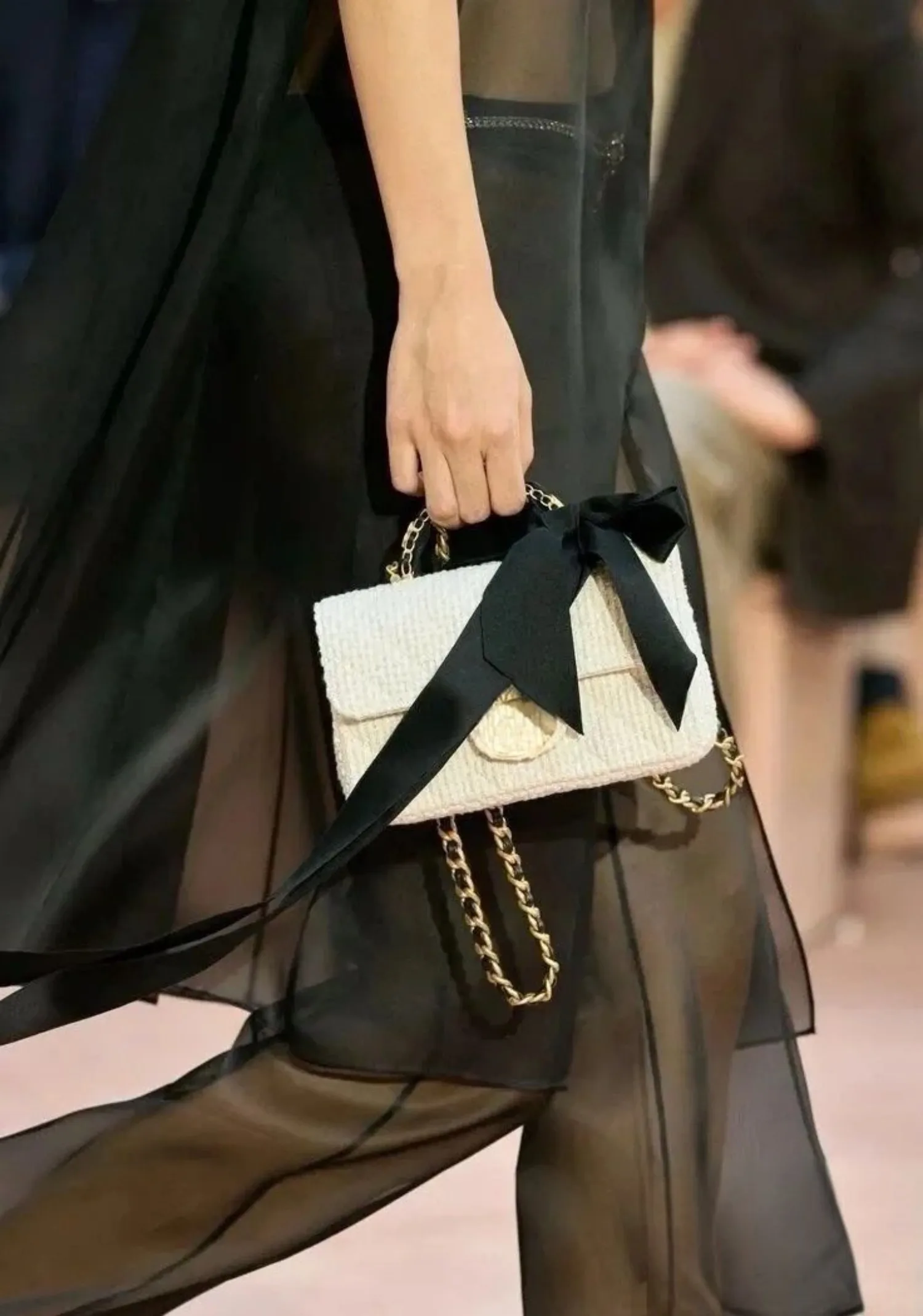 Luxuriöse Echtledertasche, Schwarz-Weiß Farbblock, Henkeltasche für Damen