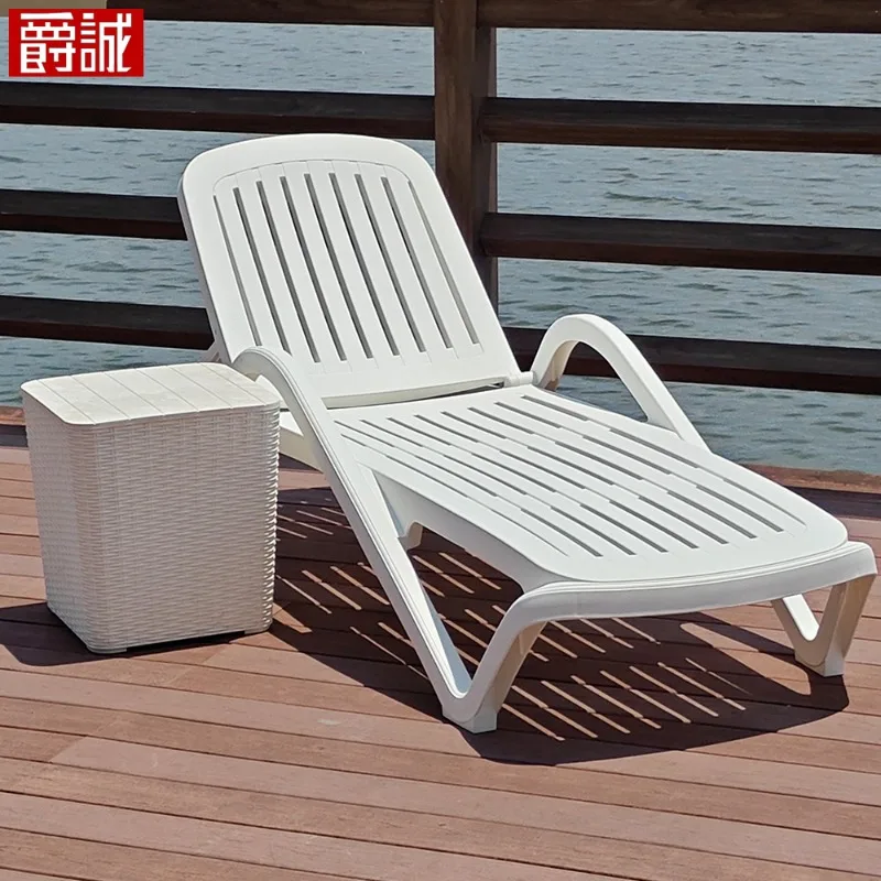 Indoor and outdoor hot spring hotel swimming pool plastic beach chairs outdoor beach loungers villa courtyard balcony bed