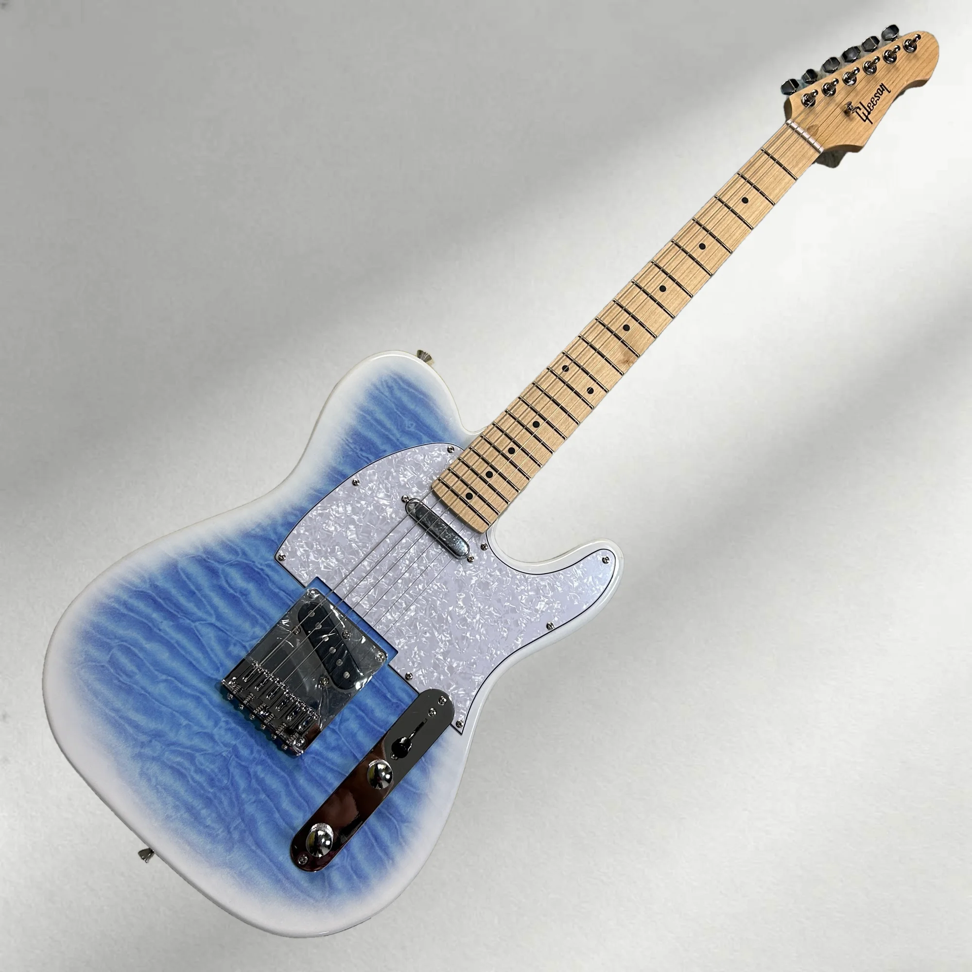 

Gleeson Electric Guitar White & Blue Color Maple Fretboard Mahogany Body
