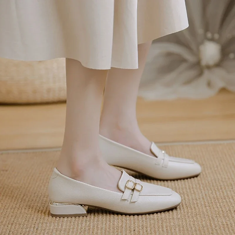 

Лето 202, женские лоферы, обувь для вождения, мягкая подошва, без шнуровки на массивном каблуке, удобная повседневная одежда, вечерний стиль, новые поступления