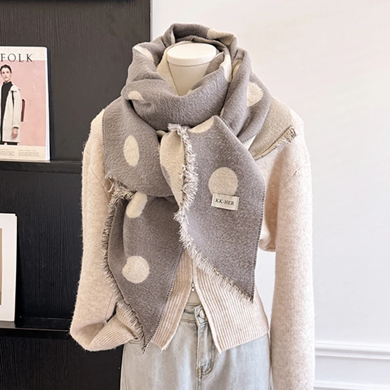 Damen-Kaschmirschal der Luxusmarke 2025, warmer Winter-Pashmina-Schal mit Quasten, gestreift und gepunktet, bedruckt, Foulard und Poncho – Detail 8