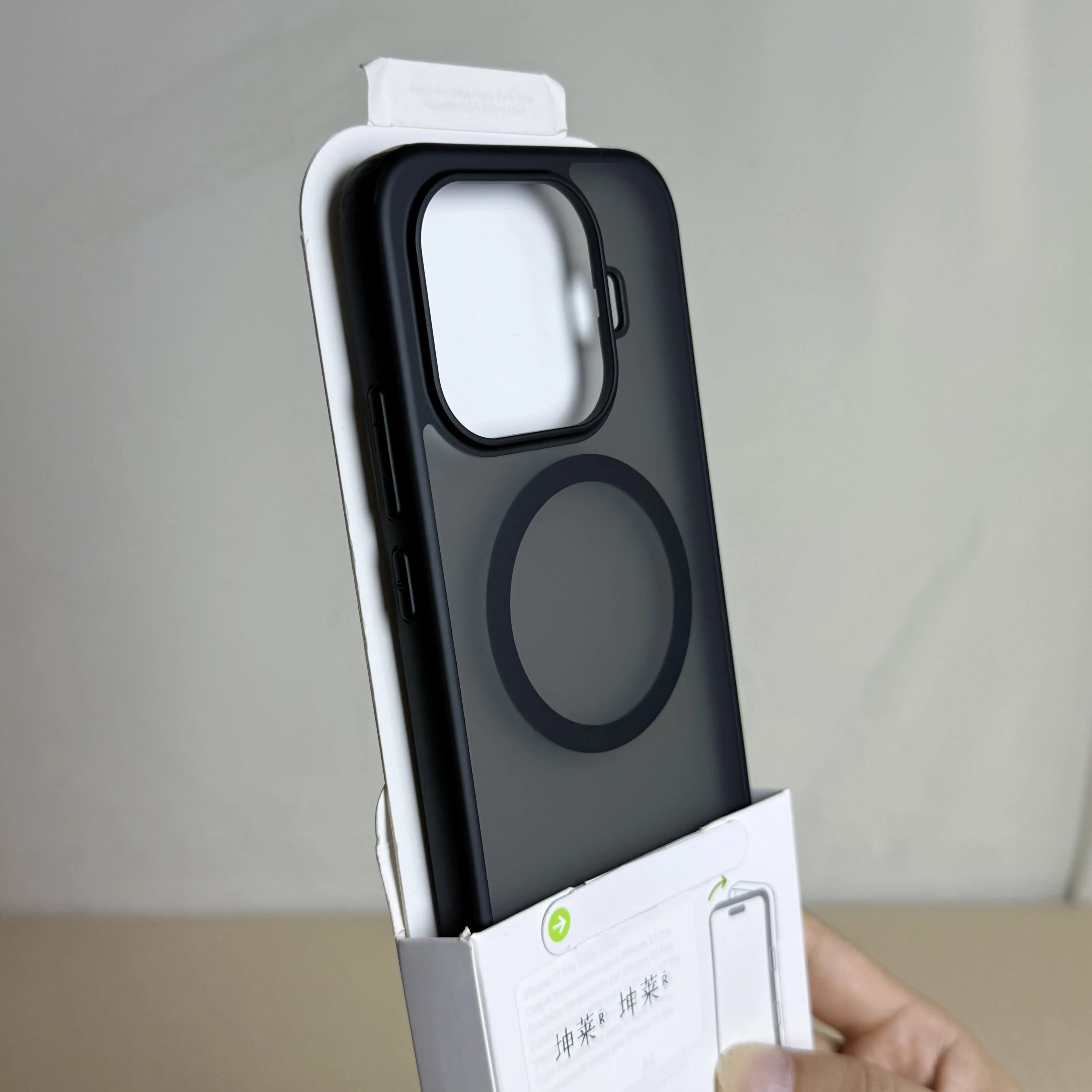 

For Xiaomi 17T Pro Case Hard PC+TPU Magnetic Matte Skin-Friendly Anti-Fingerprint Shockproof Phone Cover For Xiaomi17T 5G Shell
