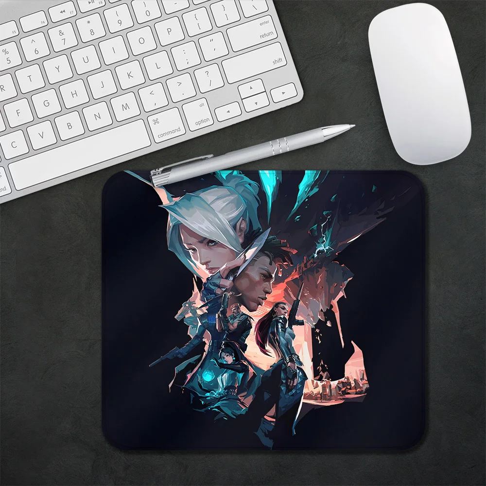 Gaming V-valorant Phoenix Vipers Gaming Mouse Pad XS Small Mousepad For PC Gamer Desktop Decoration Office Mouse Mat Deskmat Rug
