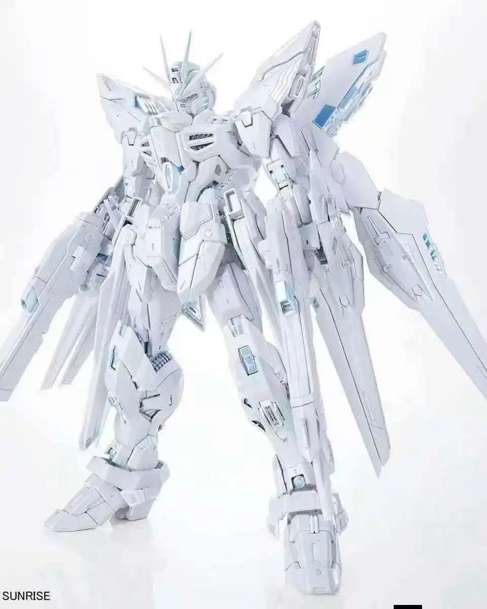 

WUJIN Model 1/100 MGEX Zgmf-X20a Strike Freedom TWILIGHT COATING Assembly Model Kit Action Figure Robot Plastic Collec Model Toy
