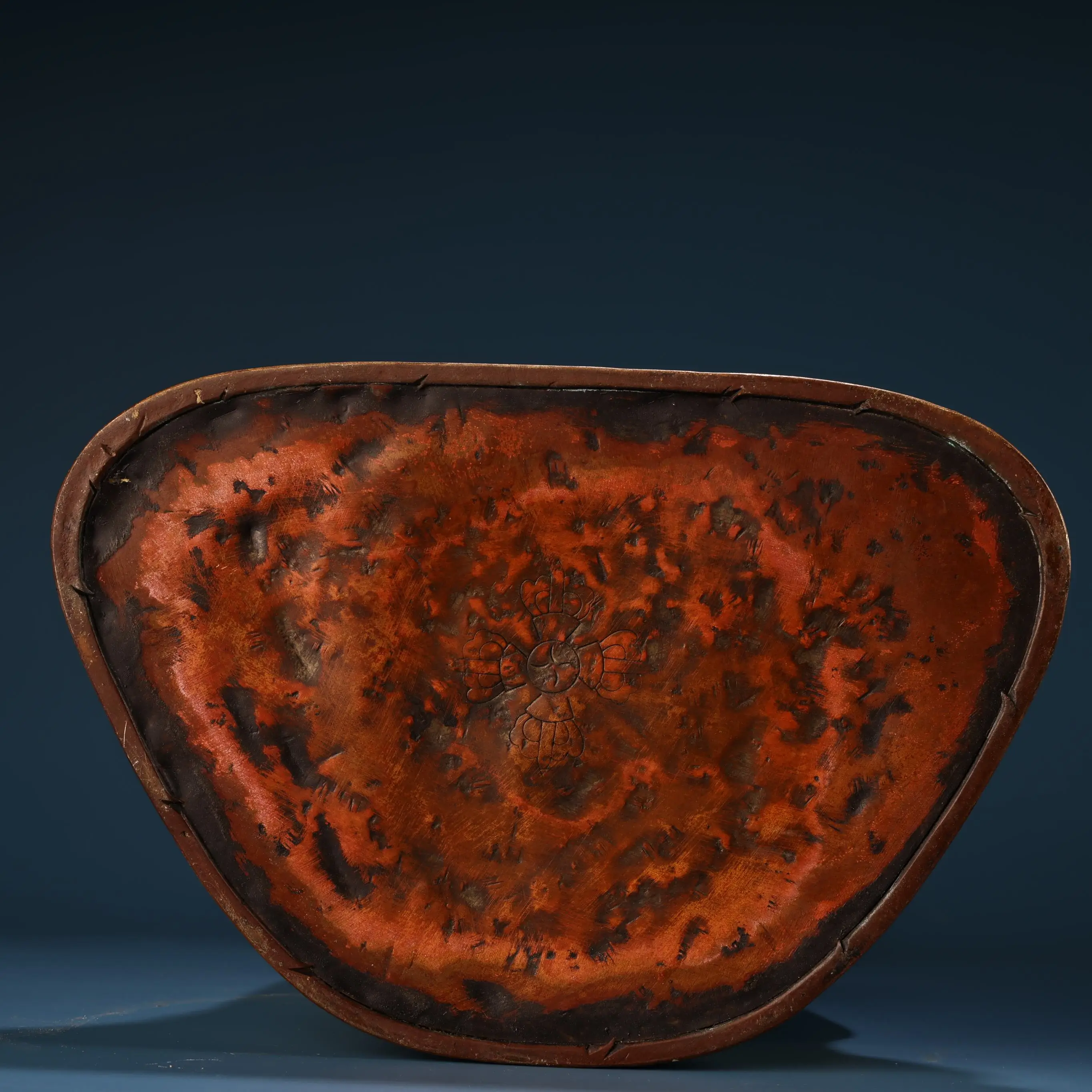 

14-дюймовая народная коллекция Old Xizang, старая фиолетовая бронза, позолоченная высокая рельефная Будда Северного Вэй, Шакьямуни, Парнирвана, поклонение Будды