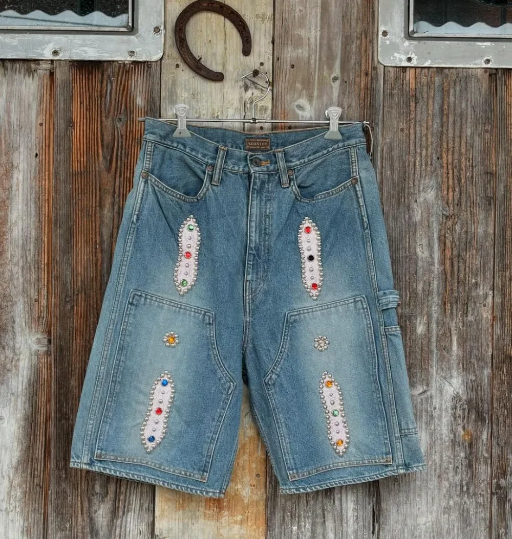 New Blue-dyed Retro Old Rivets Inlaid with Gemstone Denim Shorts Summer Casual Loose Y2k Denim Five-point Pants Free Shipping