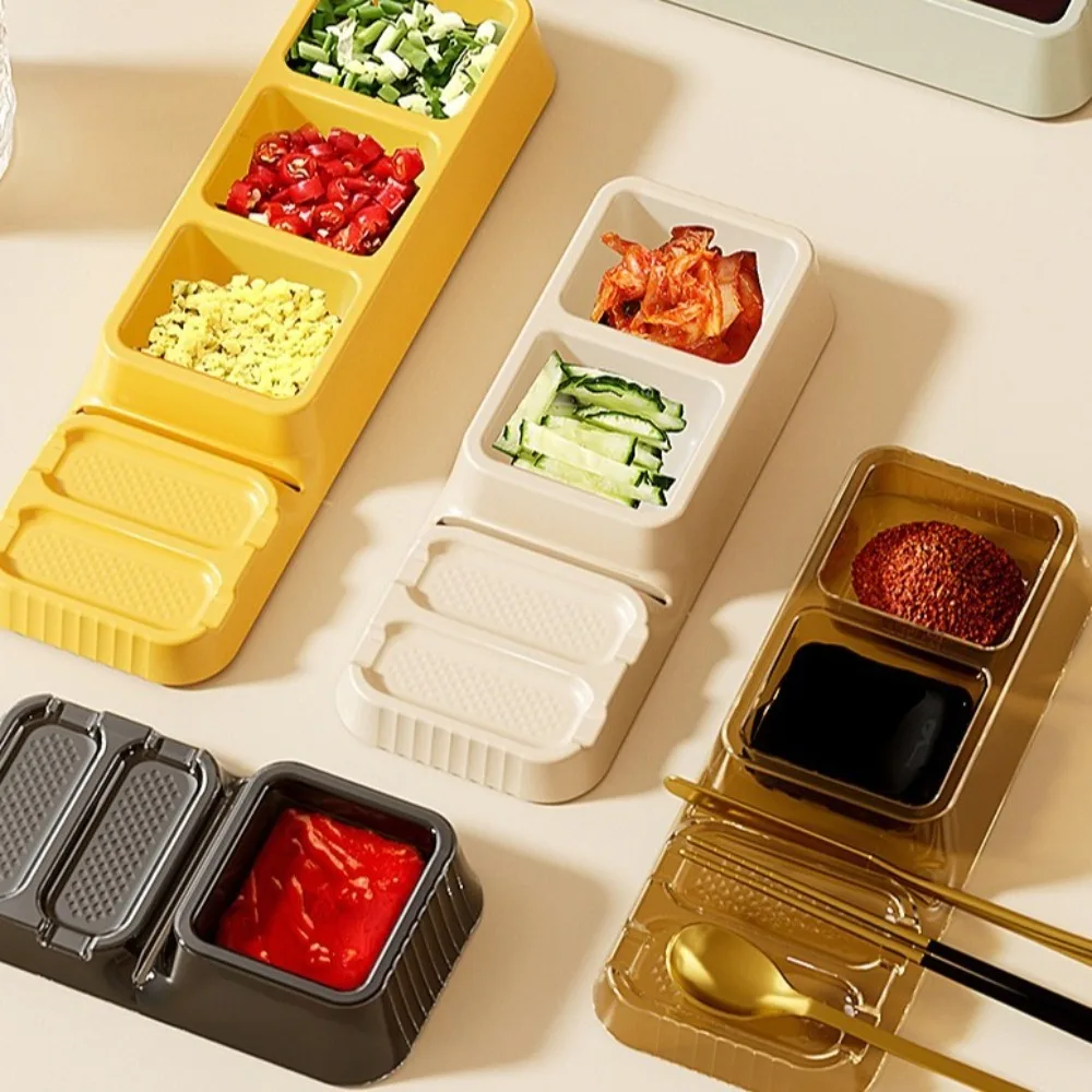 

4PCS Creative Plastic Hot Pot Dipping Bowl Square Solid Color Seasoning Dish Stackable Sauce Separate Grid Plate Children
