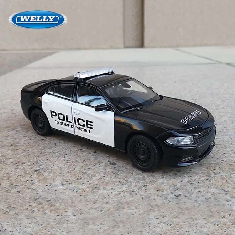 WELLY 1:24 2016 Dodge Charger Pursuit Alloy Sports Car Model Diecasts Metal Police Vehicles Car Model Simulation Kids Toys Gifts