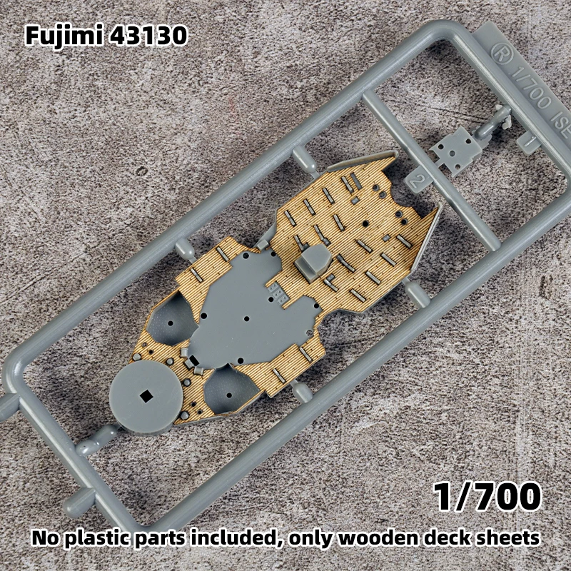 Modell-Upgrade-Teile: Lasergeschnittene Holzdeckplatte mit selbstklebender Ankerkette für 43130 Fujimi IJN Hyuga 1/700 – Detail 1