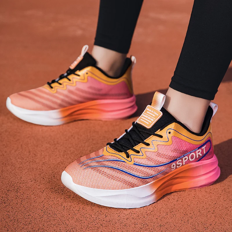 Sepatu Lari Pria Sepatu Kasual Nyaman Anti Selip Jaring Udara Pria Sepatu Jalan Pria Bersirkulasi Olahraga Bertali