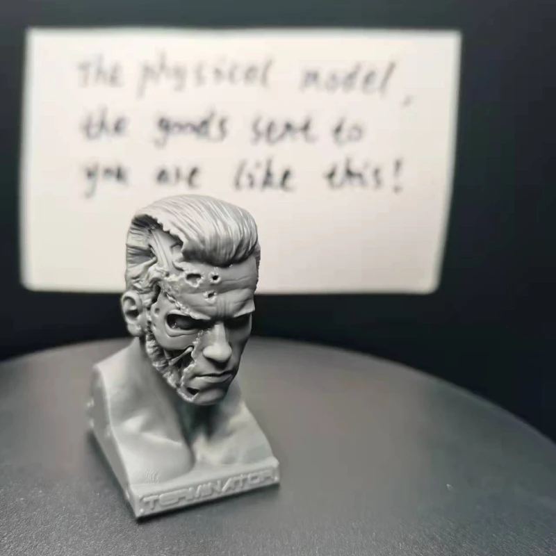 Schwarzenegger Terminator Robot diy Kit de montagem de modelo de resina em escala 1/24 brinquedo de escultura sem pintura e desmontado