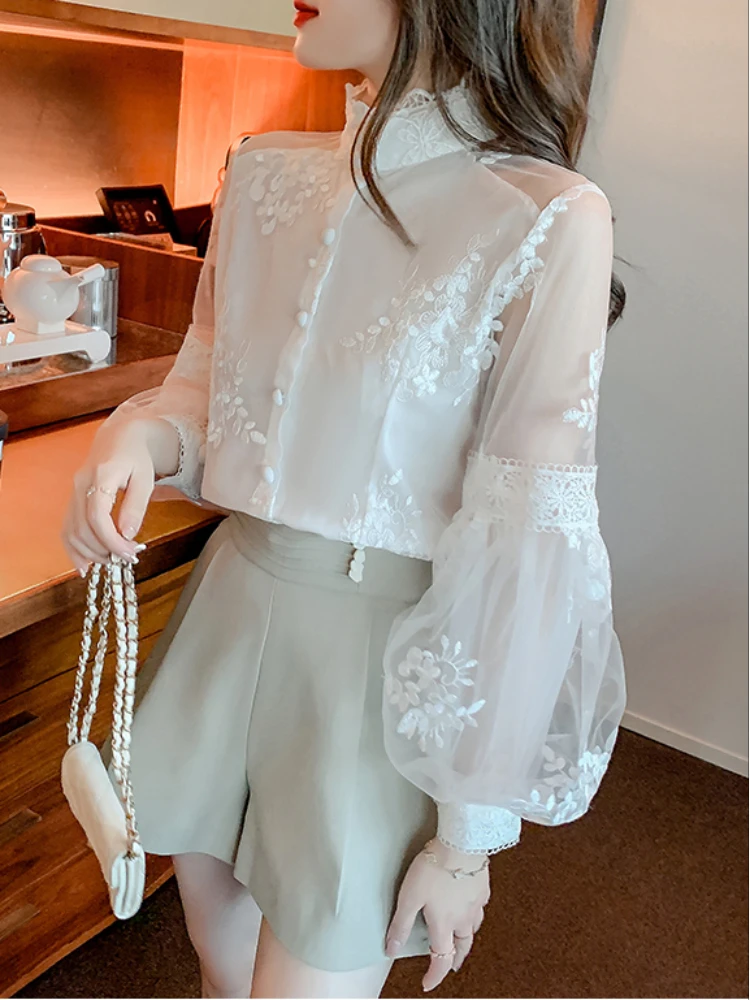 Chiffon Women\'s Shirt Loose Embroidery Casual Blouses Spring/Summer Lace Clothing Long Sleeve O-Neck Fashion Tops