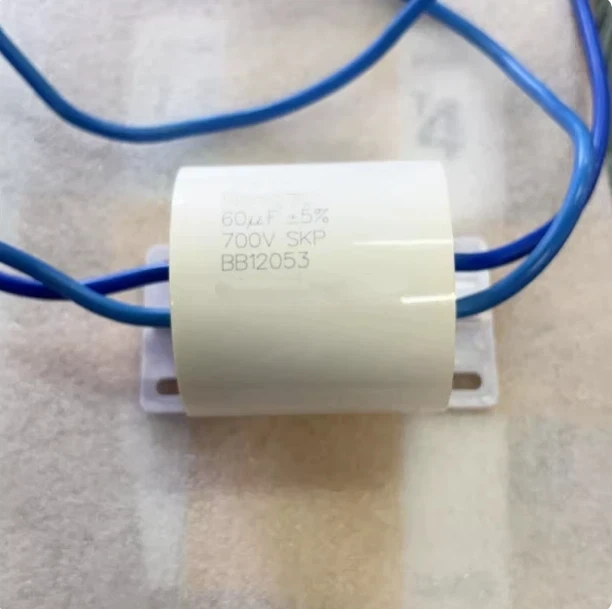 Condensador de alta frecuencia para máquina de soldar, 60UF, 700V, condensador de absorción inversor MKP, 54 × 55, 1 ud.