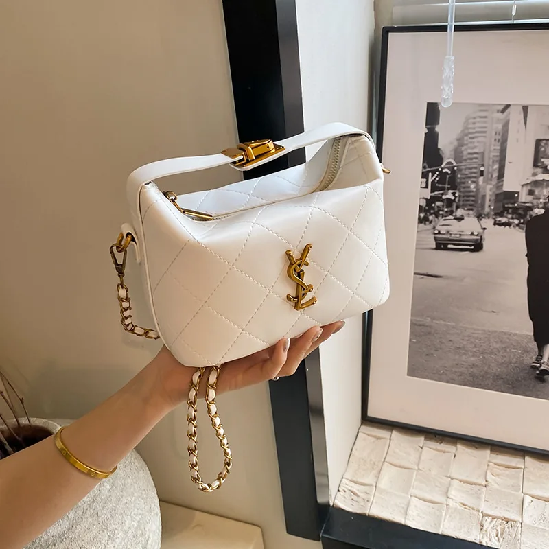 حقيبة سلسلة نسائية جديدة لعام 2025 - تصميم عصري شعبي، نمط دلو فريد من نوعه، كتف/رسول متعدد الاستخدامات للاستخدام اليومي