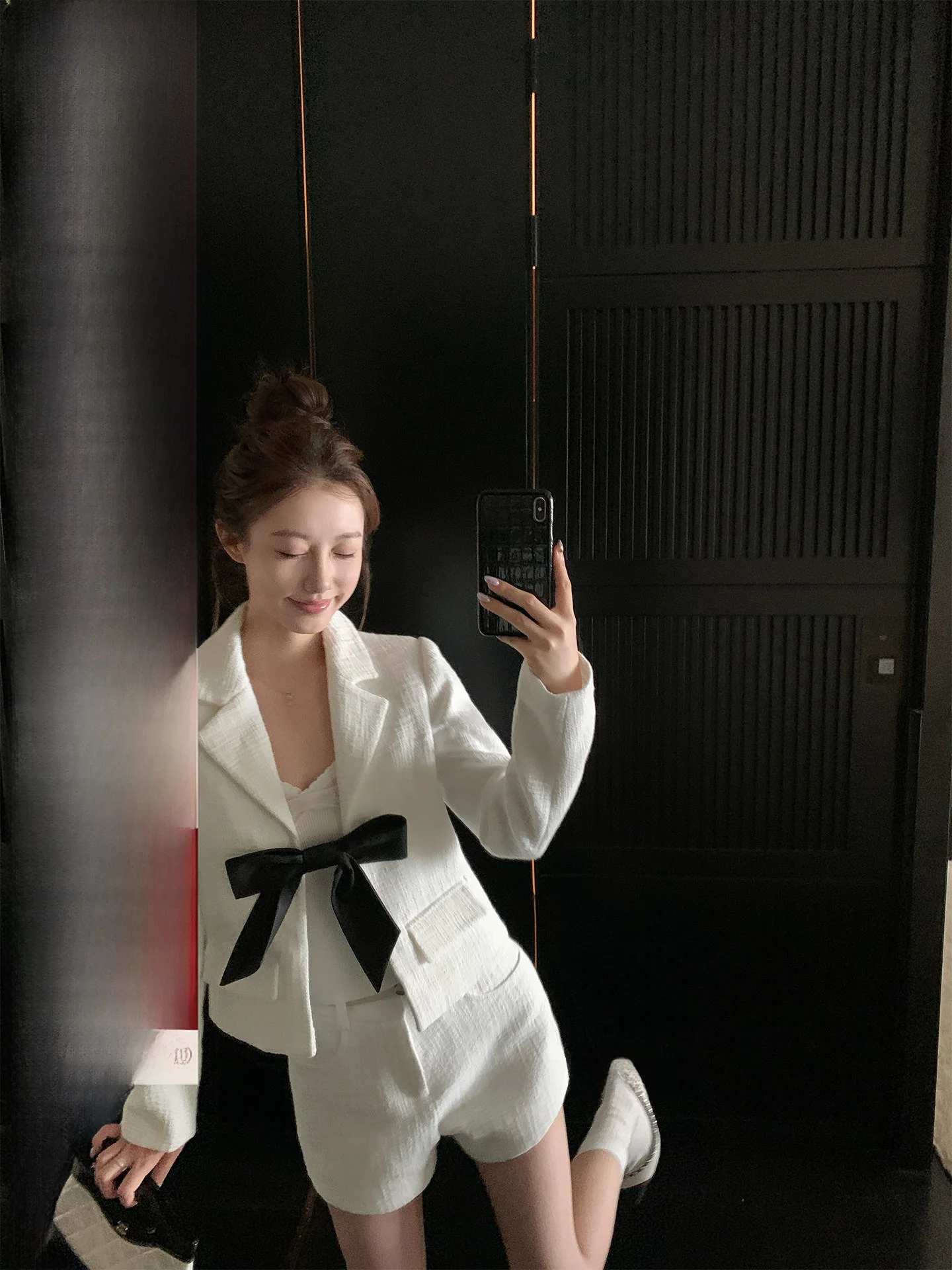 

Комплект из укороченного жакета и шорт Bankelili Parisian Small Fraance со съемным большим бантом, приталенный, из хлопка, осенняя женская одежда