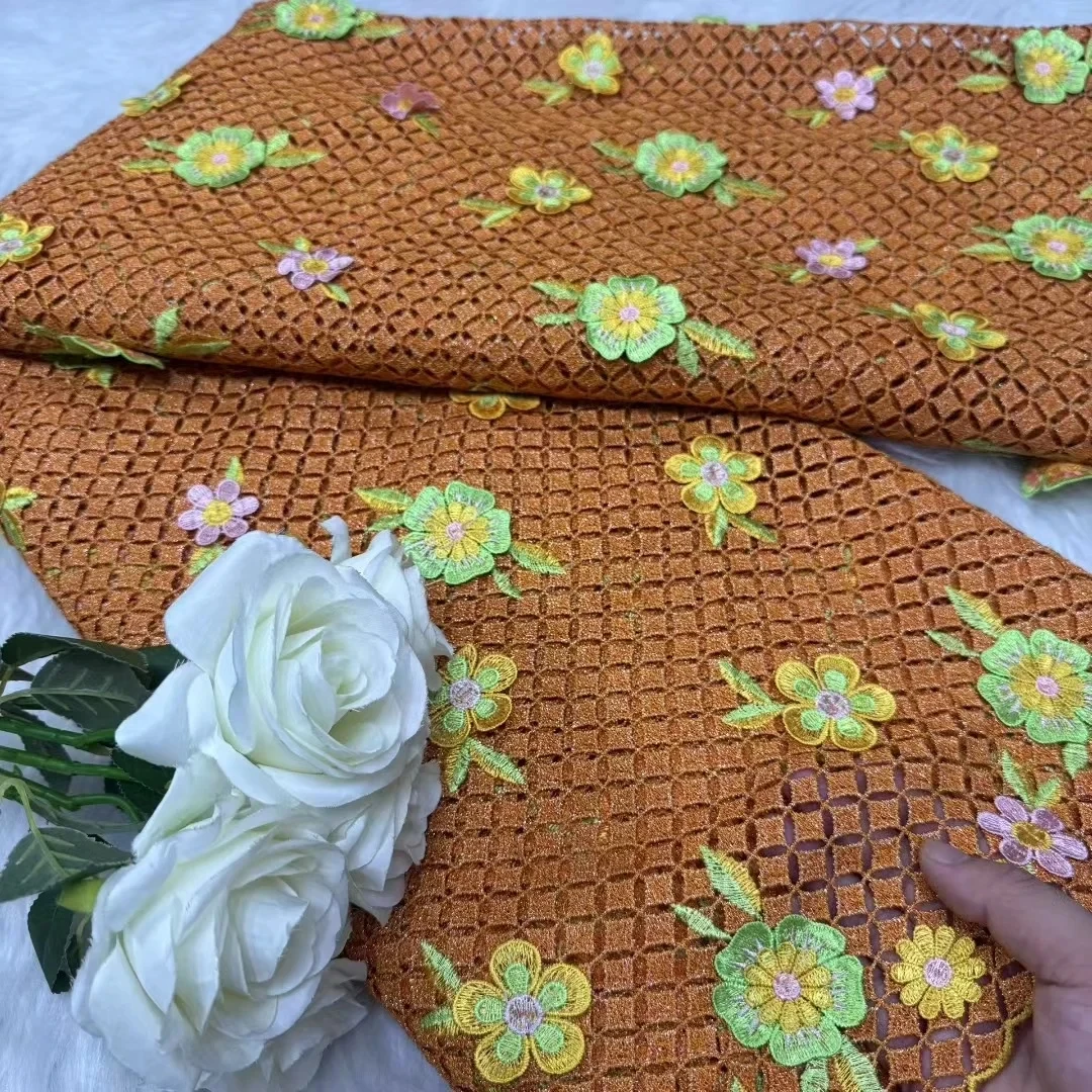 Tecido de renda solúvel em água bordado 3d nigeriano tecido de renda guipure africano para costurar vestidos femininos mais recentes costura