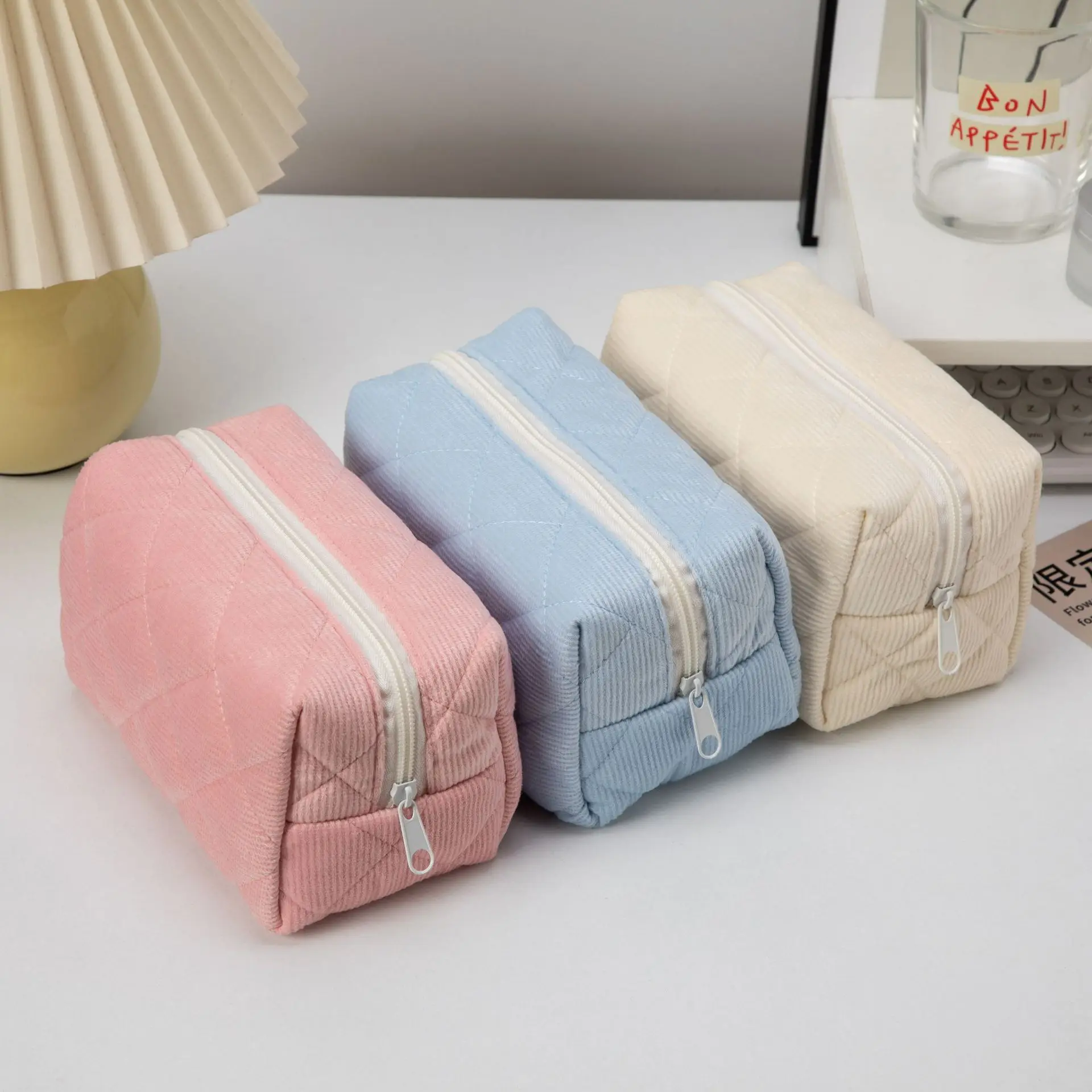 Large Capacity Corduroy Cosmetic Bag Plaid Lipstick Storage Bag Quilted Cotton Earphone Data Cable Storage Bag