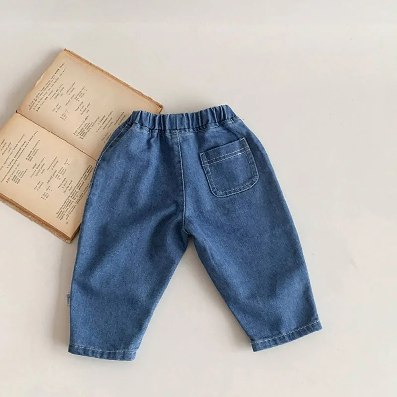 2024 New Denim Blue Versatile Toddler Baby Jeans Solid Trendy Korean Style Spring Children Boys Grils Pants