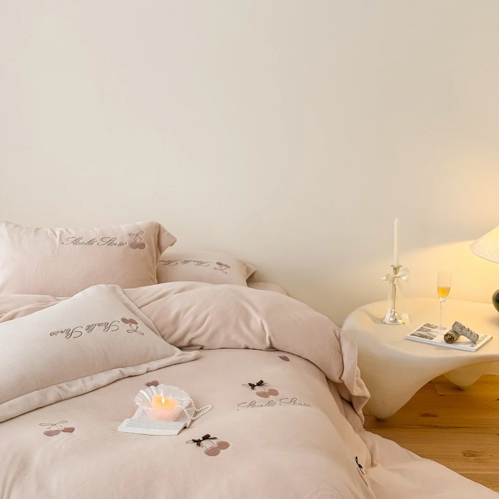 

Youth Cherry Embroidered Four-Piece Quilt Cover Set Autumn Winter Bedding No Static Comforter Cover with Pillowcases