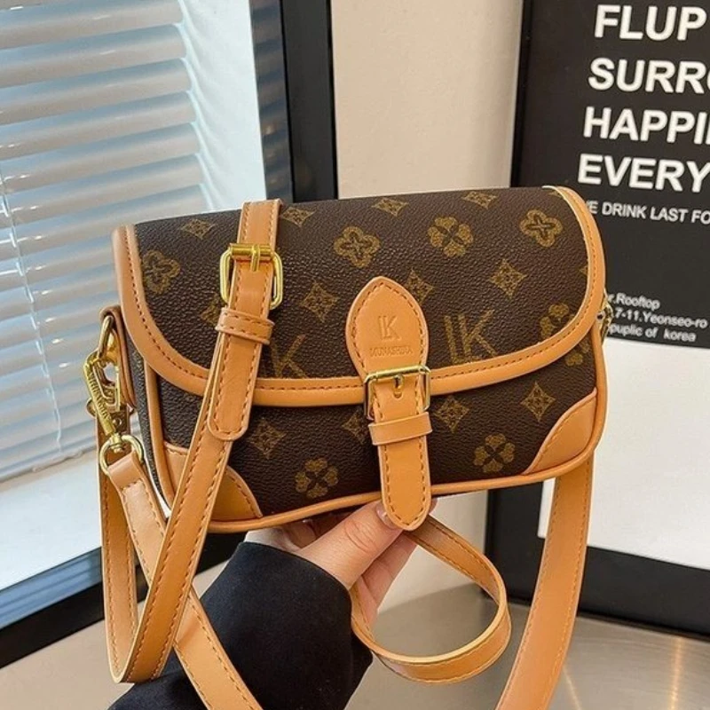 

Женская сумка для телефона, новая стильная женская сумка Niche 2025 года, сумка подмышки, сумка через плечо, высококачественная и модная сумка