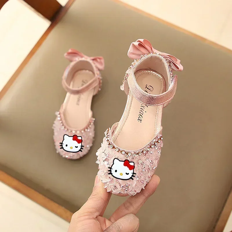 

Sanrio hello kitty girls sandals summer new girls baby princess shoes children Baotou soft-soled crystal performance shoes girls