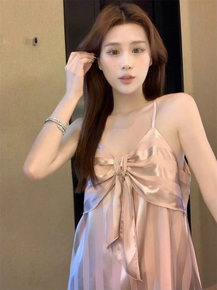 Girls Sexy Pure Desire Wind Ice Silk Pajamas Women's 2024 Summer New High end Sling Shorts Home  Set