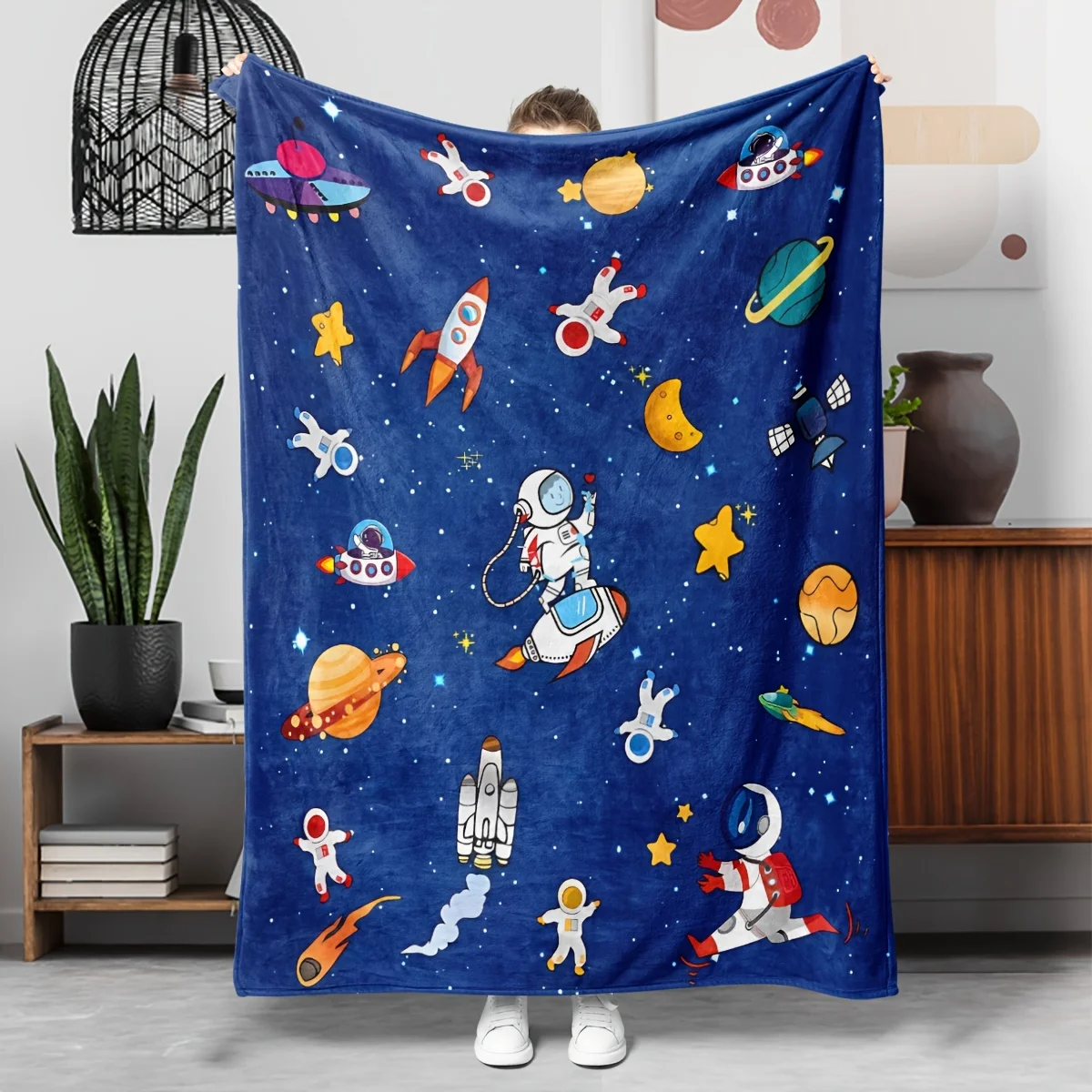 1pc of Flannel Blanket Featuring a Cartoon Flying Saucer in Space, Soft And Cozy, Perfect for Use on a Sofa,, Or at The Office;