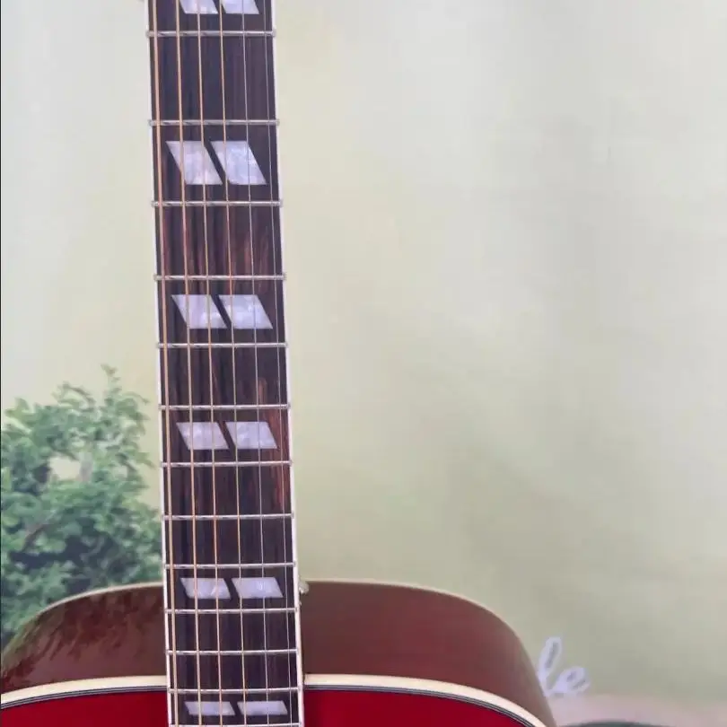 جيتار صوتي مصنوع خصيصًا وشعبيًا وشعبيًا جدًا. جسم خشب التنوب. مناسبة للمحترفين والمبتدئين. #2