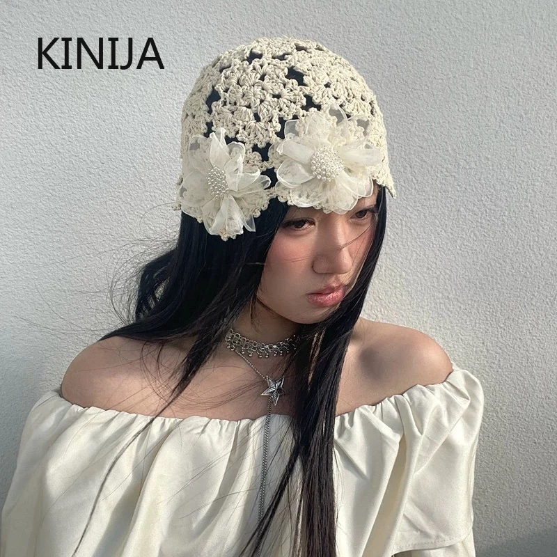 Koreanische atmungsaktive Strickmütze mit ausgehöhlten Blumen, Spitzen-Baskenmütze, Skullies-Mütze für Damen, Bonnet-Mütze, Fotografie-Zubehör