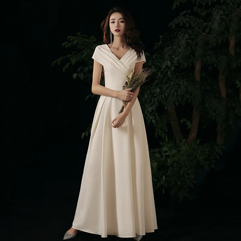 White Satin V-neck Evening Gown A-line Dress Banquet Temperament Wedding Travel Photography Light Wedding Dress  Customized