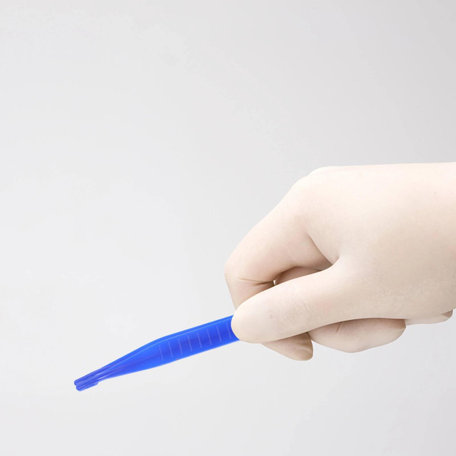 

15 pcs Plastic Tweezers Disposable Craft Tools for Beads DIY Projects Kids School Classroom Home Use Safe Reliable