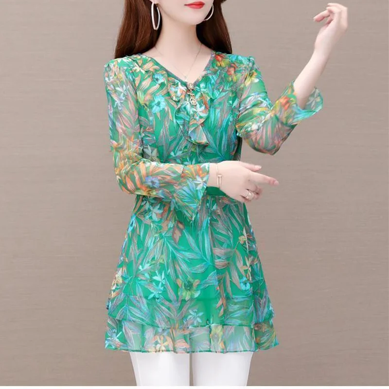 2023 New Spring and Summer Fashion V-neck Panel with Ruffled Edges Oversized Waist Length Covered Buttocks Women\'s Floral Shirt