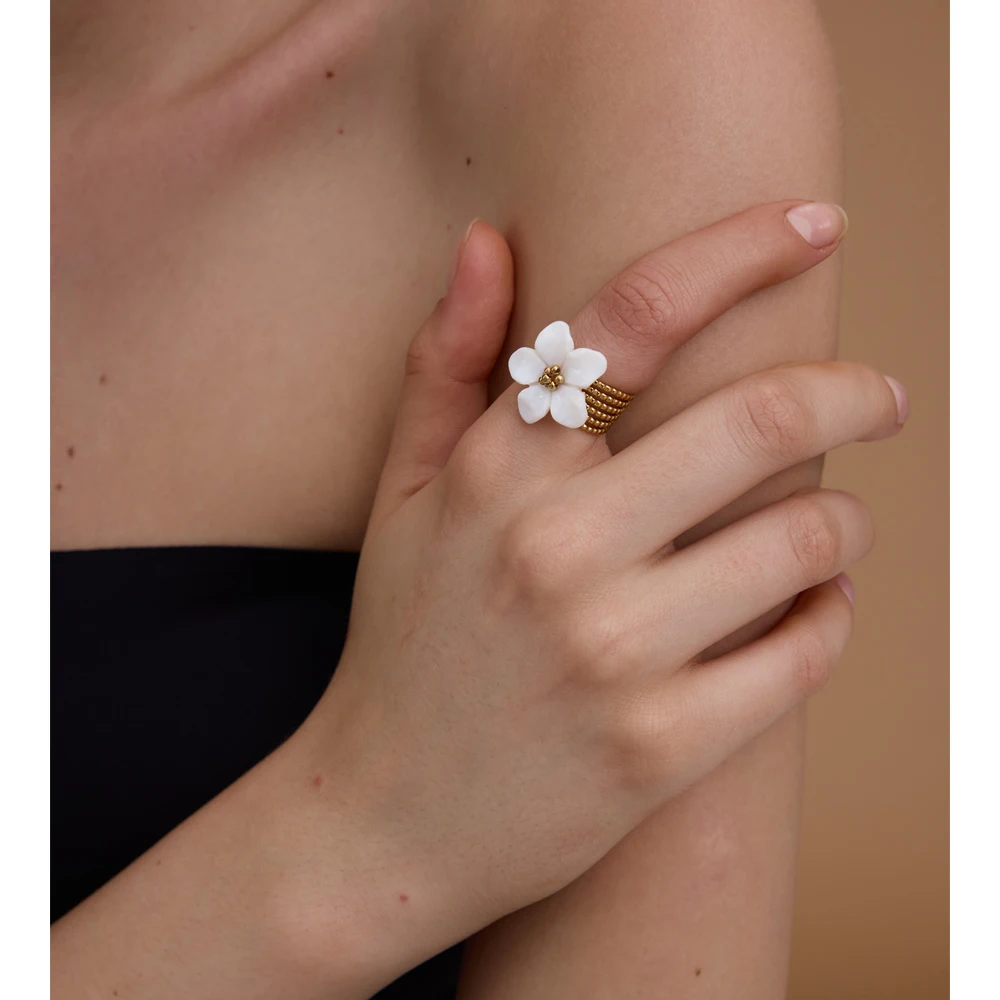 

Mchic Brass Knuckles for Hand Trends 2025 Products Tous Original Jewelry Retro Fashion Simple Shell Flower Adjustable Waterproof
