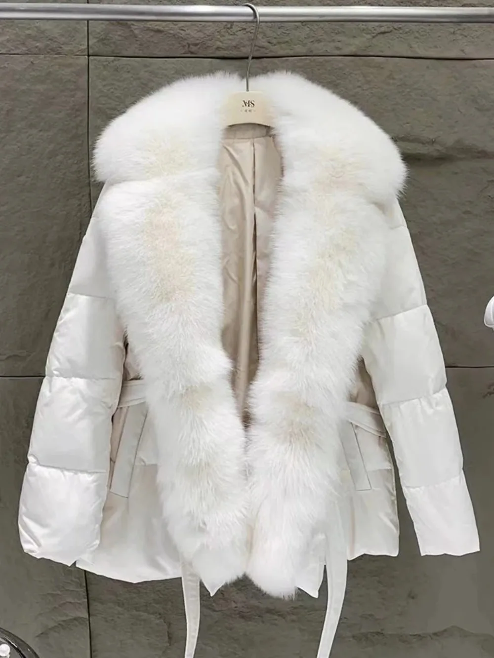 2024 Winter New Luxury Natural Fox Fur Collar White Goose Down Jacket Women Warm Parkas Slim Coat with Belt Outwear  Female