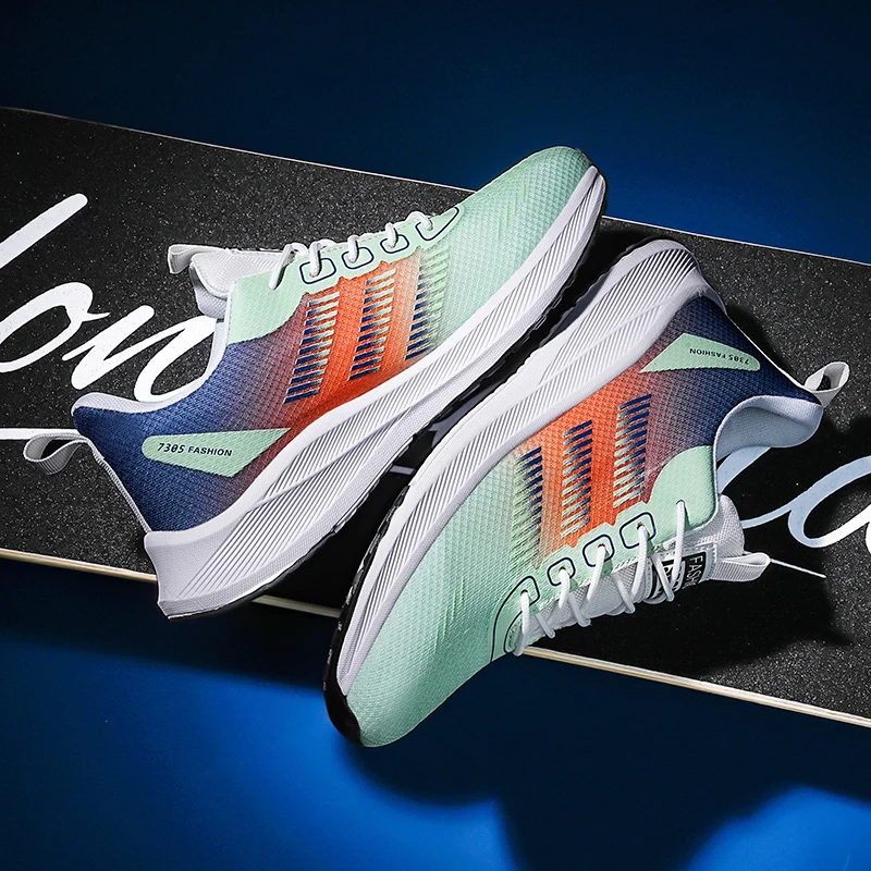 

Men's Running Thick-soled Height-increasing Color-blocking Four-season Style Large-sized Lace-up Low-top Round-toe Sports Shoes