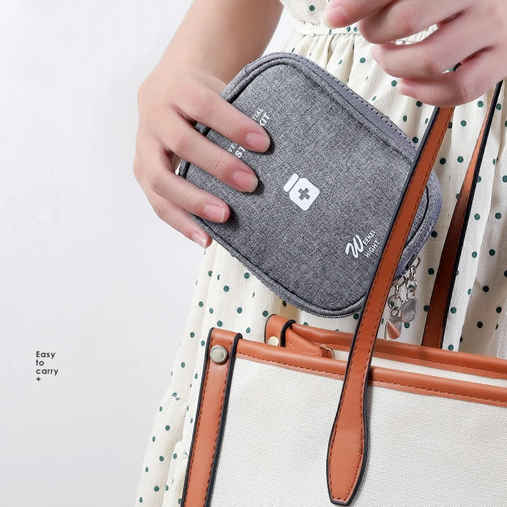 1 szt. Apteczka rodzinna, przenośna torba do przechowywania na podróże i do użytku na zewnątrz, duża pojemna warstwowa torba na leki do użytku domowego.