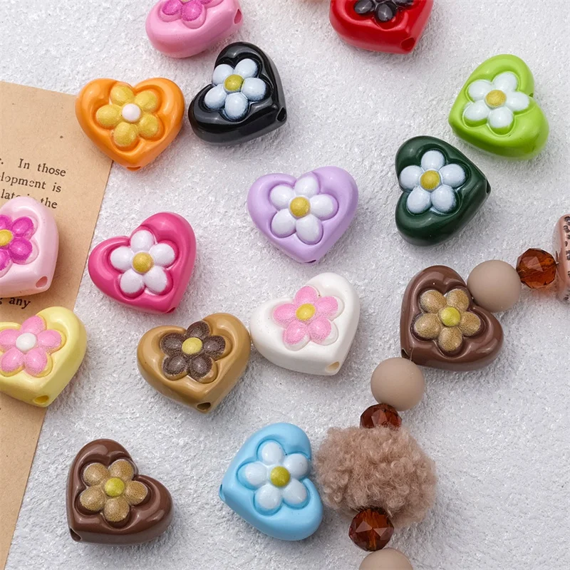 

New arrived 50pcs/lot cartoon flowers core cartoon hearts shape acrylic straight hole beads diy jewelry garment accessory