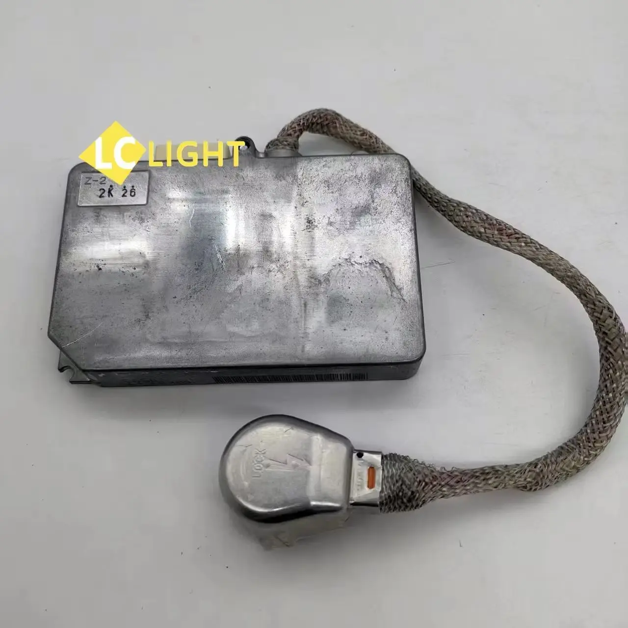 Original 85967-50020 85967-50020 031100-0171 12V 35W D2S D2R LED Headlight Controller Module Headlight Controller Unit