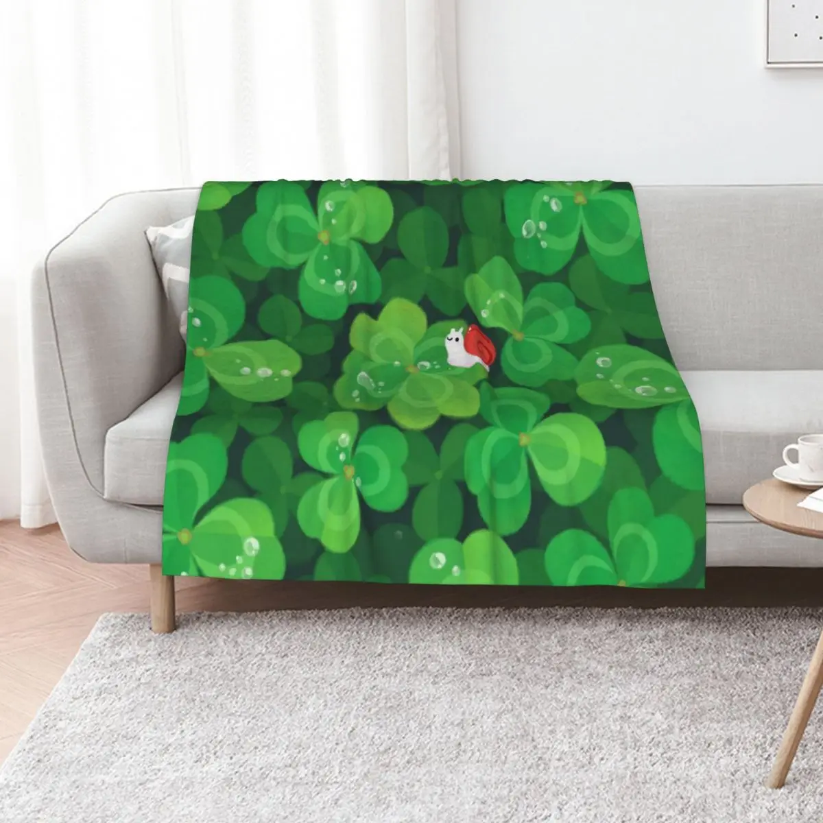 

Happy lucky snail Throw Blanket Flannel Soft Plaid Bed Fashionable Summer Blankets