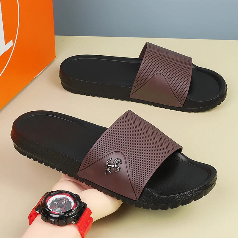 Summer Men Slippers Indoor Home Slides Bathroom Shoes Breathable Outdoor Sandals Clogs Beach Slippers Flip Flops For Male 38-49