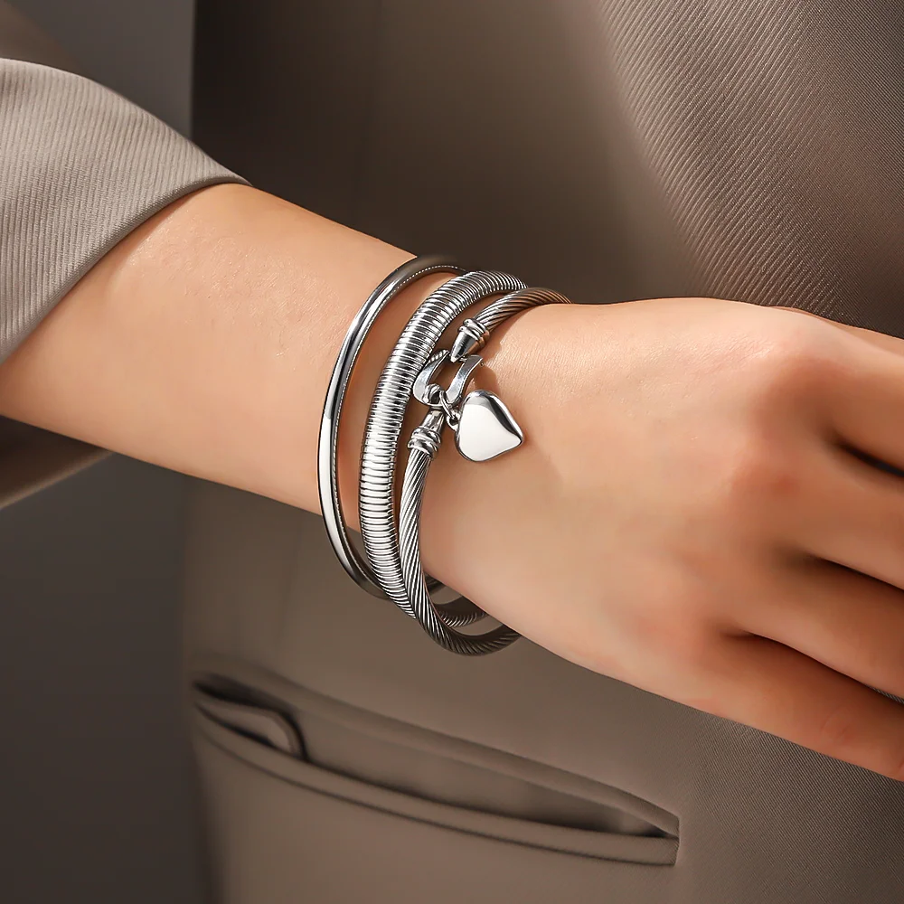 

3Pcs/Set Simple Stainless Steel Bracelet, Women's Love Bangle Set, Waterproof and Rust proof Jewelry Gift