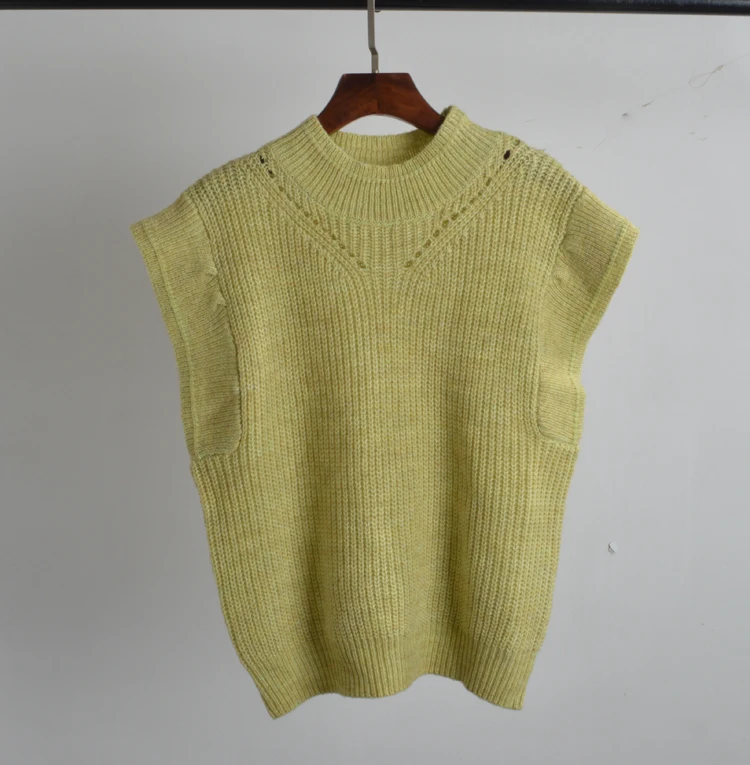 Miękki sweter damski z dzianiny, mieszanka włókien, wygodny okrągły dekolt, regularny krój, cienki.