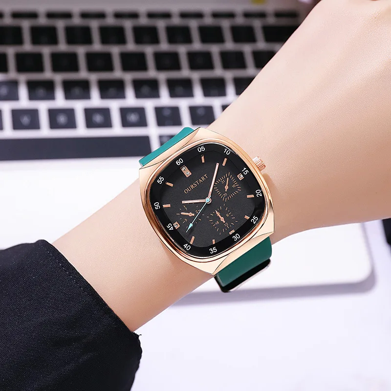 Fashion Diamond Decorated Square Quartz Watch For Women Soft Silicone Strap Student Casual Wristwatch Daily Wear Girl Gifts