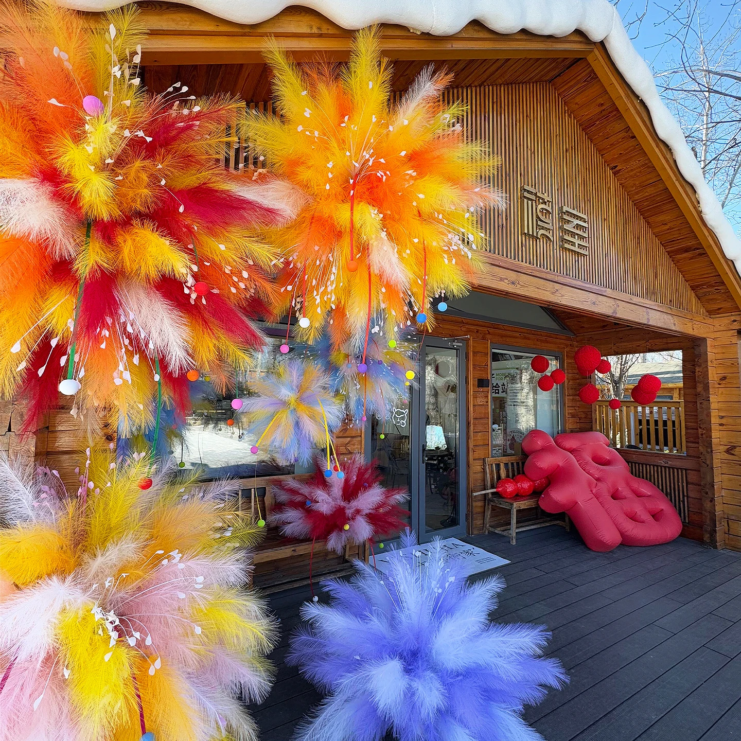 

Новогодняя декоративная колонна-фейерверк для оформления витрин магазинов, креативный стенд-орнамент для гостиной, праздничные принадлежности